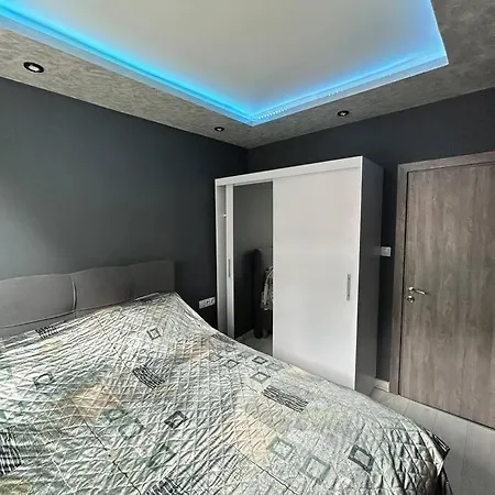 Apartament Paradise M *